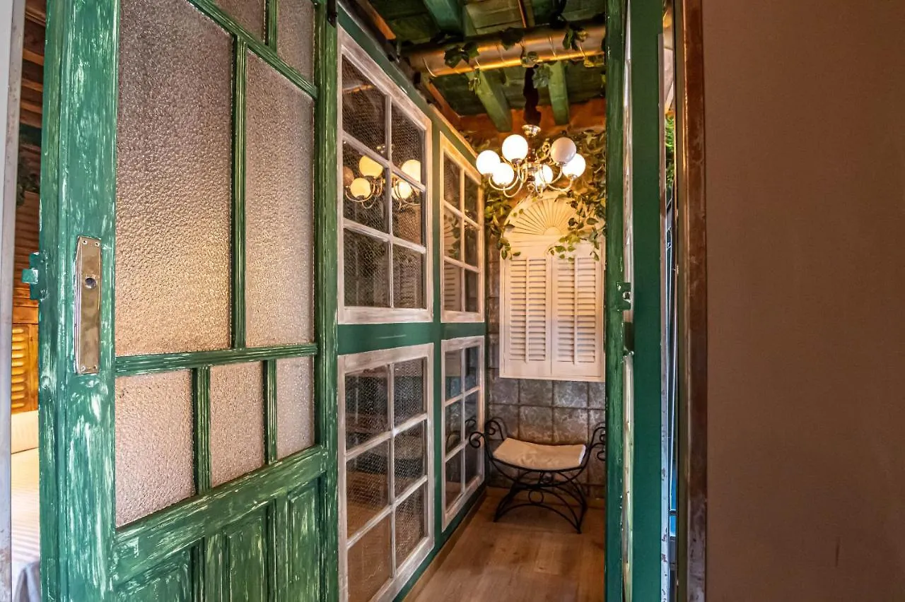 Apartamentos Cv Correo Viejo De グラナダ